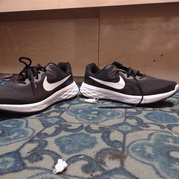 Nikes women's running shoes revolution 6 - Picture 2 of 4